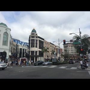 Meet your Posher, Sierra